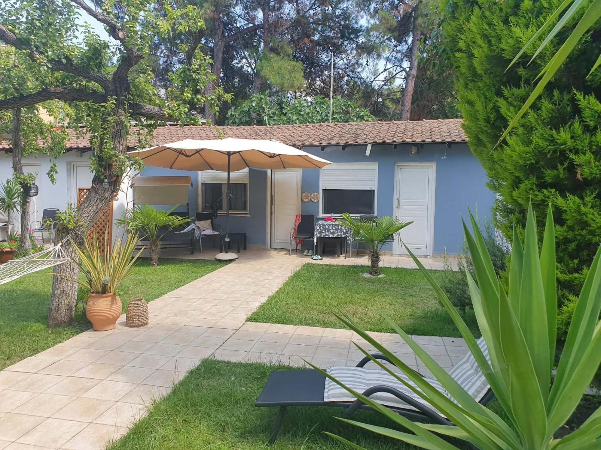 Deluxe Bungalow Garden View